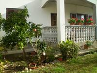 Apartmani LUKA PRIVLAKA