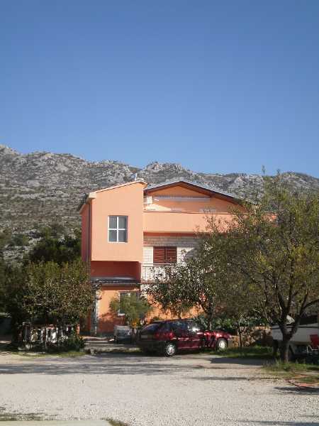 Apartments Tomić Seline