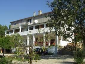 Apartments BRAGOC Starigrad-Paklenica